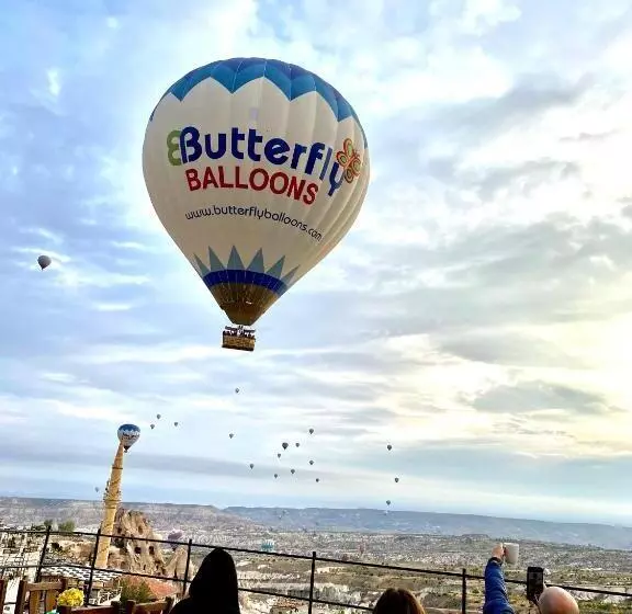 Hotelli Peristyle Cave Cappadocia  Special Class