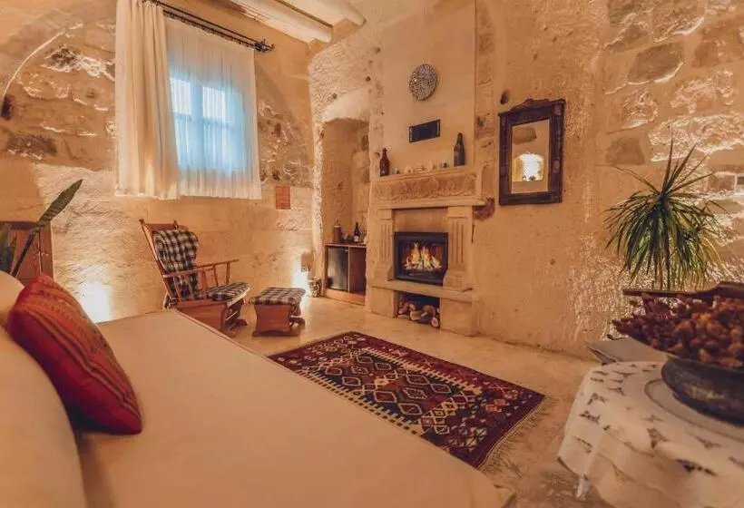 Hotelli Peristyle Cave Cappadocia  Special Class