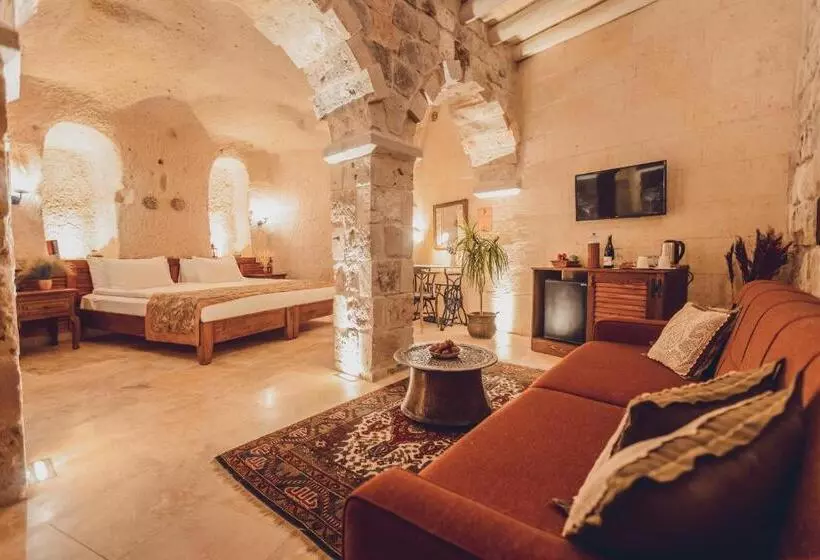 Hotelli Peristyle Cave Cappadocia  Special Class