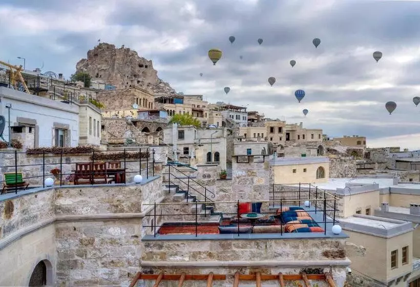 Hotelli Peristyle Cave Cappadocia  Special Class