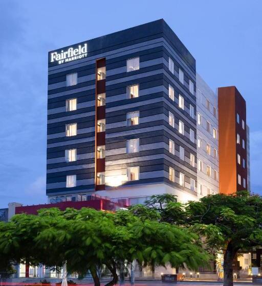 Fairfield By Marriott Inn & Suites Cancun Downtown