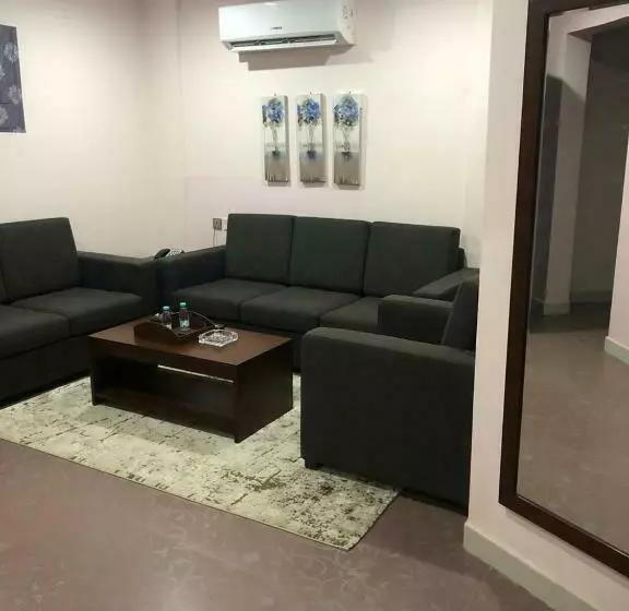 أجنحه الحمراء للشقق الفندقيه