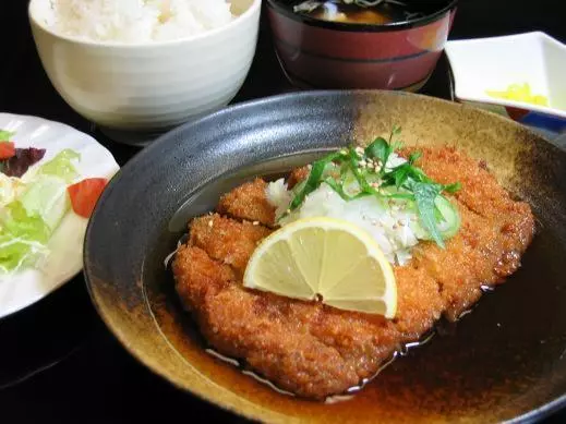 館林グランドホテル