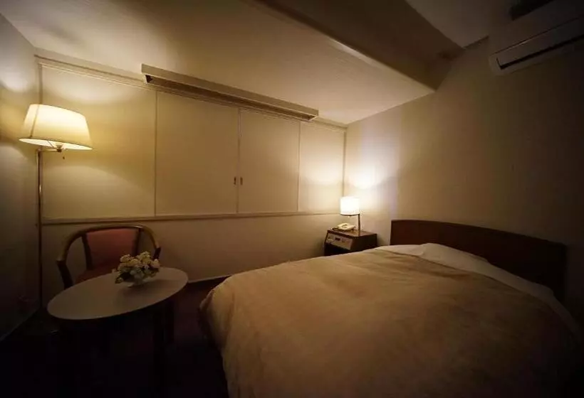 館林グランドホテル