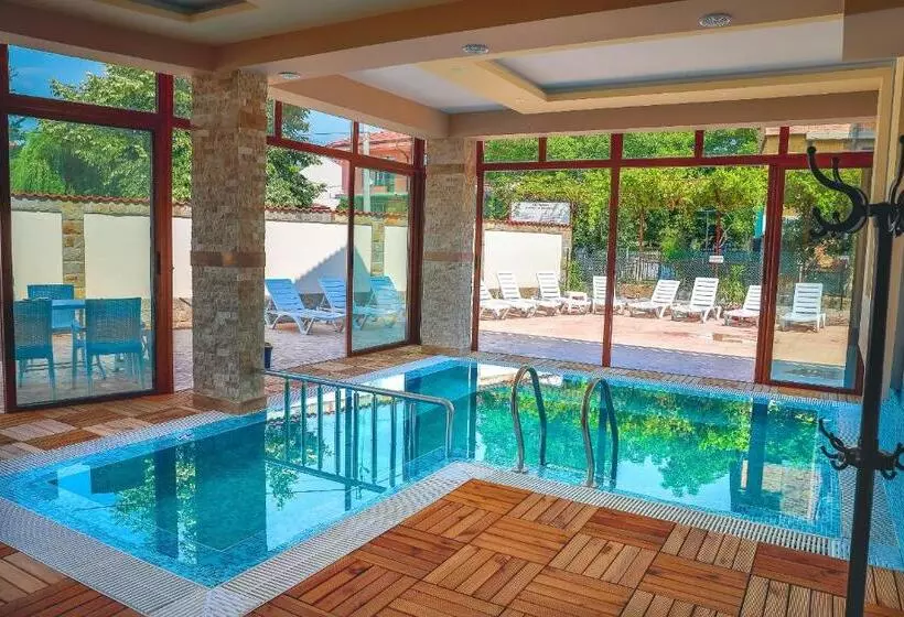 ユースホステル стаи за гост хит хаус и спа