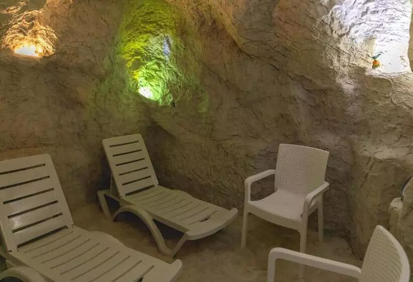 ユースホステル стаи за гост хит хаус и спа