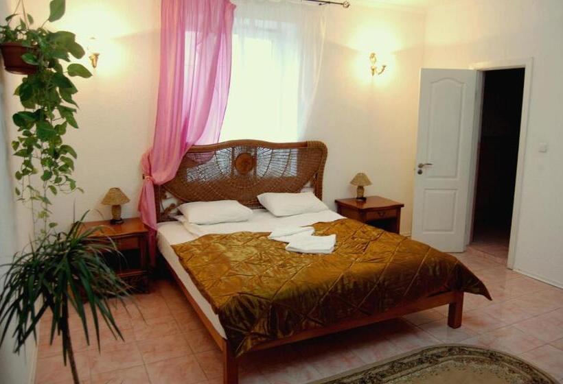 هاستل отель вышеград