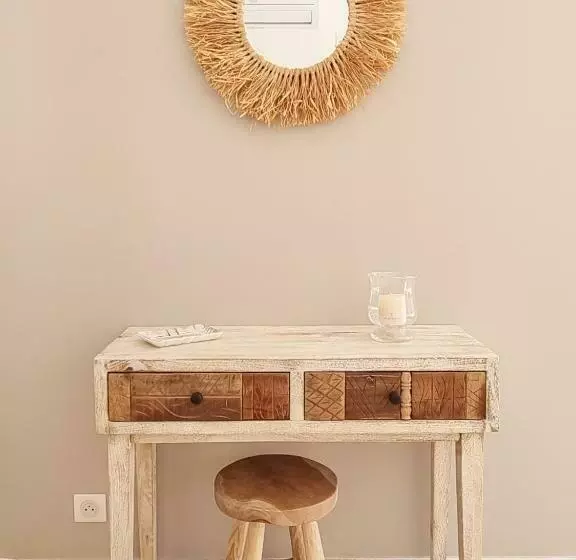 Aamiaismajoitus (B&B) Cosy En Provence   Piscine Chauffée De Mai à Septembre