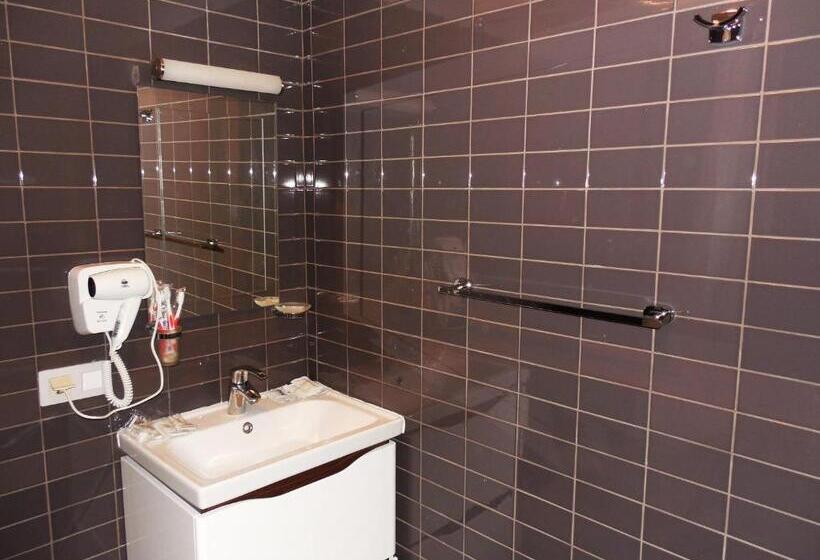 ホテル котедж парк славна