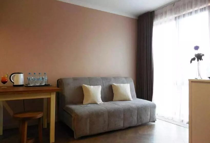 ホテル котедж парк славна