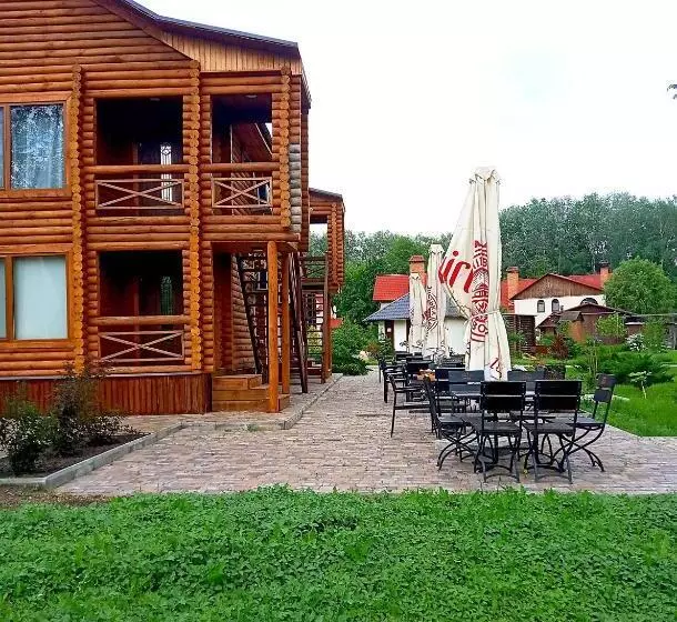 ホテル котедж парк славна