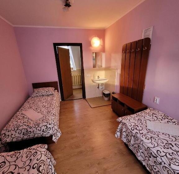 فندق база відпочинку тростян