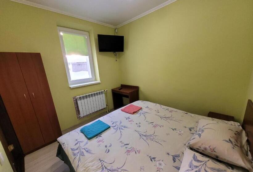 فندق база відпочинку тростян