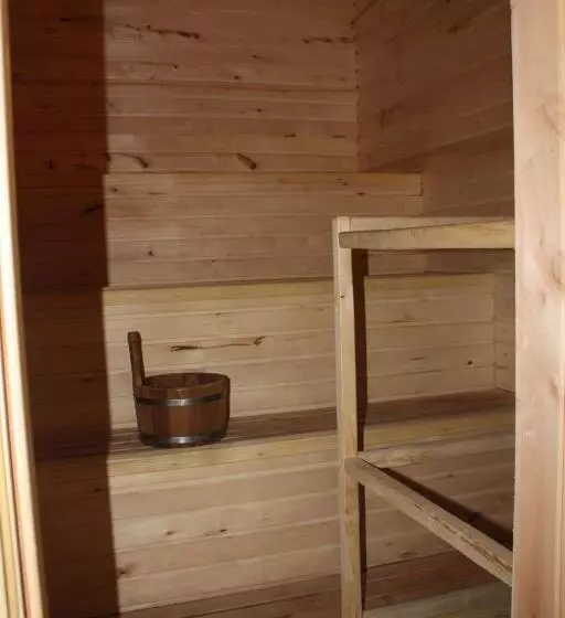 ホテル база відпочинку тростян