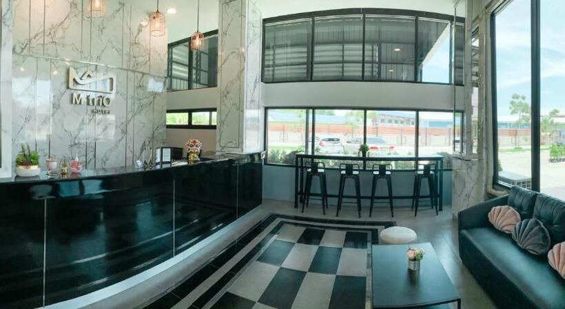 Mtrio Hotel Korat