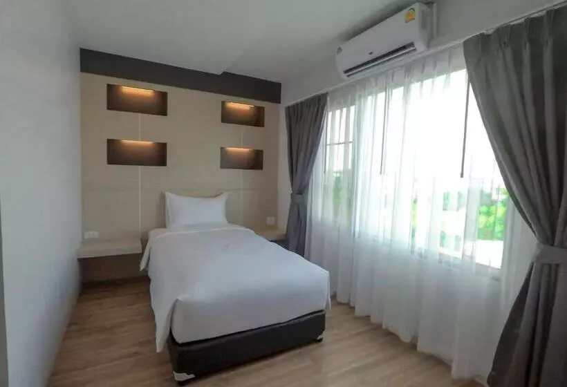 Mtrio Hotel Korat