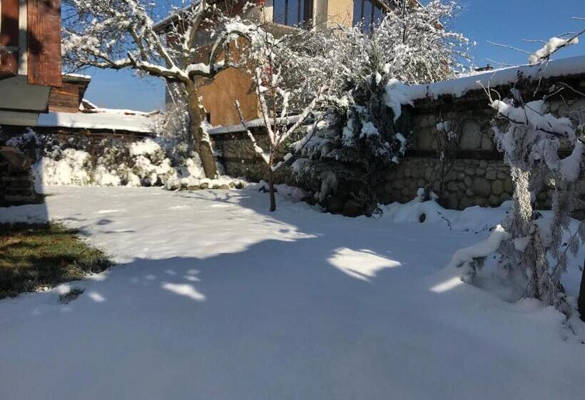 ペンション къща за гости александра