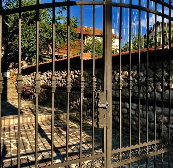 ペンション къща за гости александра