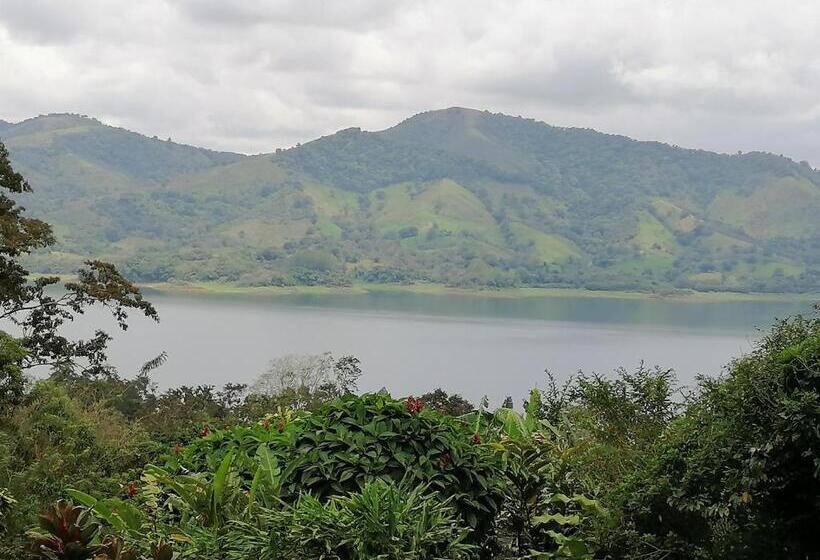 민박 La Ceiba Tree Lodge