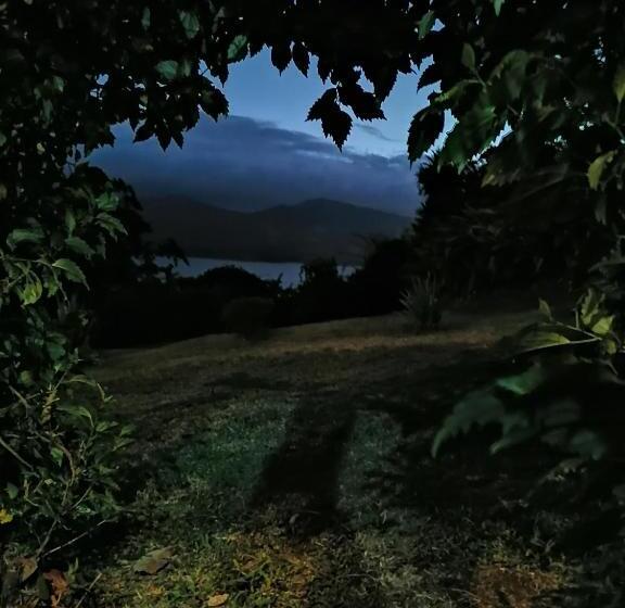 민박 La Ceiba Tree Lodge