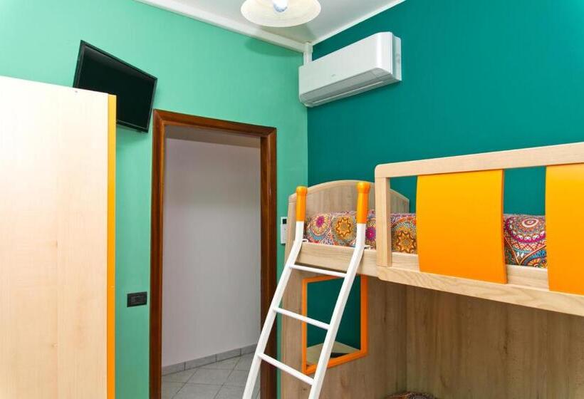 بنسيون Bluemarine Apartment