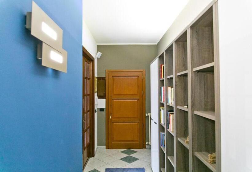 بنسيون Bluemarine Apartment