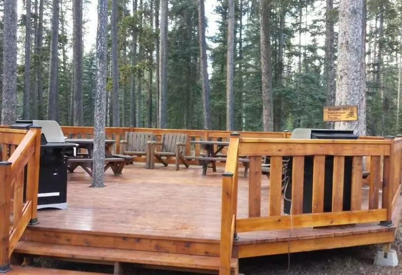 استراحتگاه Johnston Canyon Lodge & Bungalows