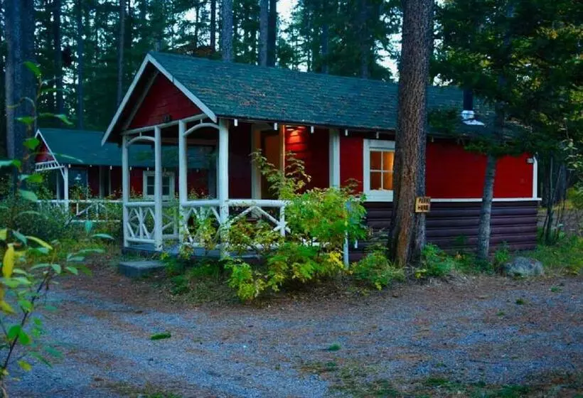 استراحتگاه Johnston Canyon Lodge & Bungalows