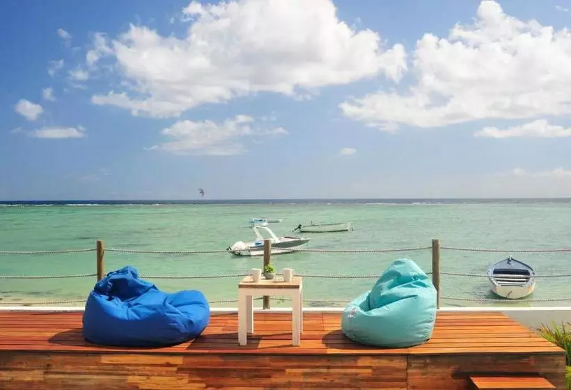 The Beach House   West Coast Mauritius