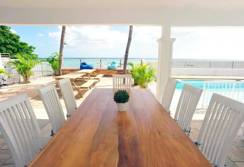 The Beach House   West Coast Mauritius