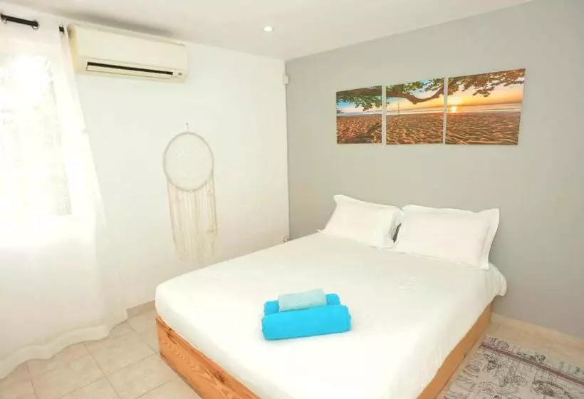 The Beach House   West Coast Mauritius