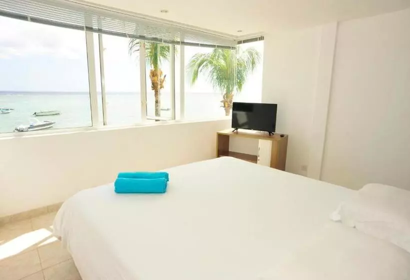 The Beach House   West Coast Mauritius