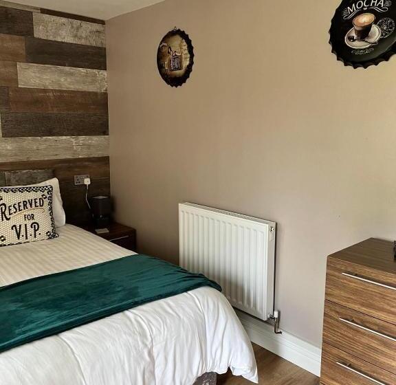 ベッドアンドブレックファースト Taldrwst Farmhouse