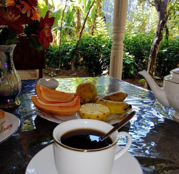 הוסטל Nature Village Inn