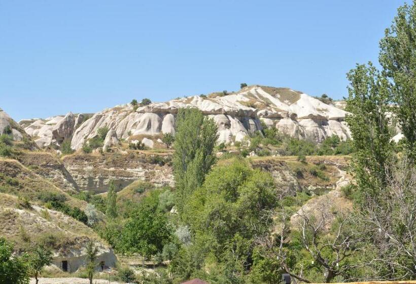 هتل Grand Elite Cave Suites