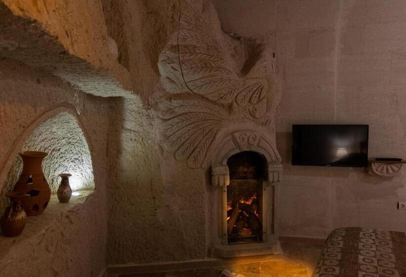 هتل Grand Elite Cave Suites