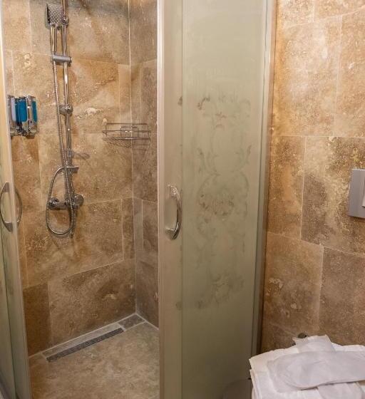 هتل Grand Elite Cave Suites