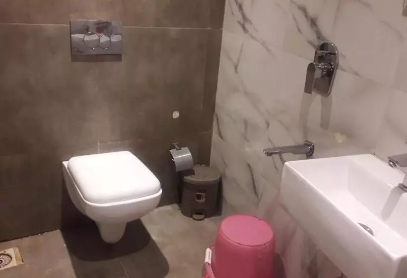ホテル Shine Hospitality Crown
