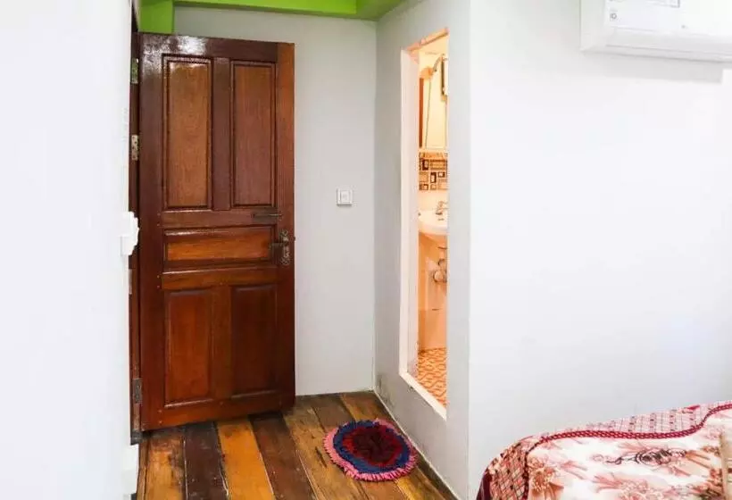 Hotelli Villa Koh Rong