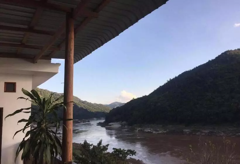 Majatalo Villa Mekong Guesthouse