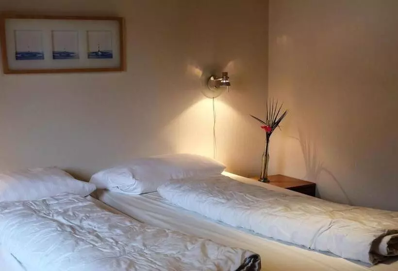 Lomakeskus Holiday Park  Robinson