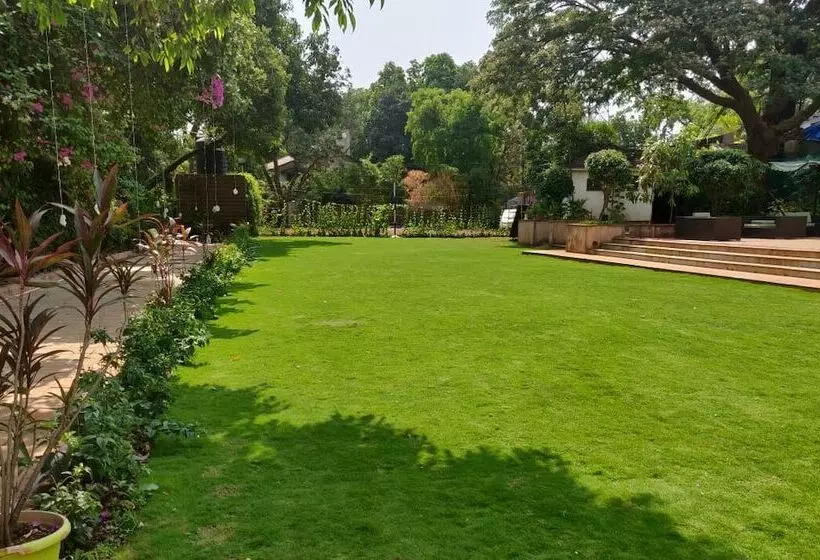 Citrus Hotel Lonavala