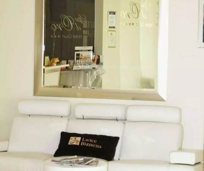 فندق Court Wellness&spa