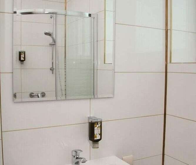 فندق Court Wellness&spa