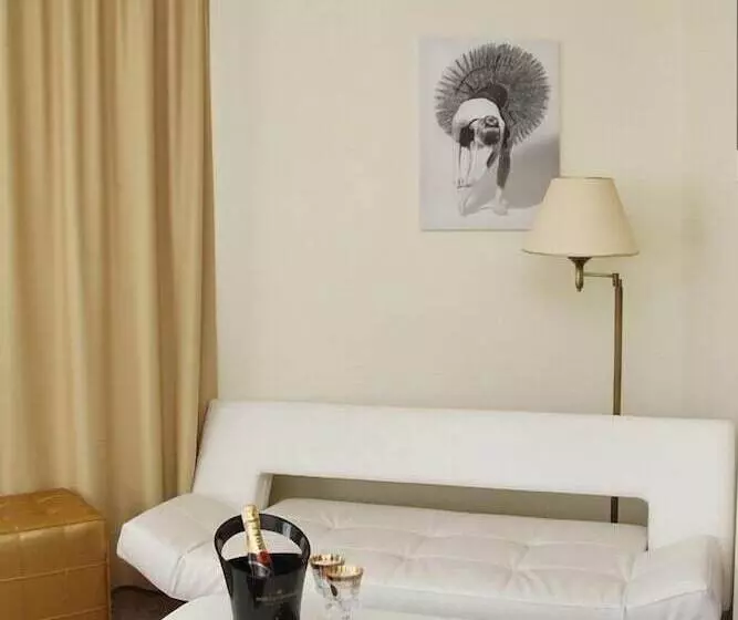 فندق Court Wellness&spa