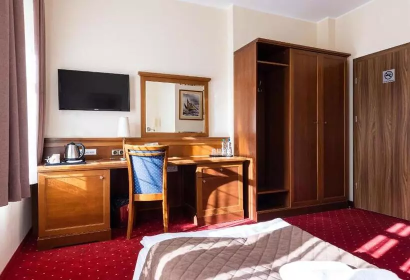 호텔 Diamond W Białym Dworku