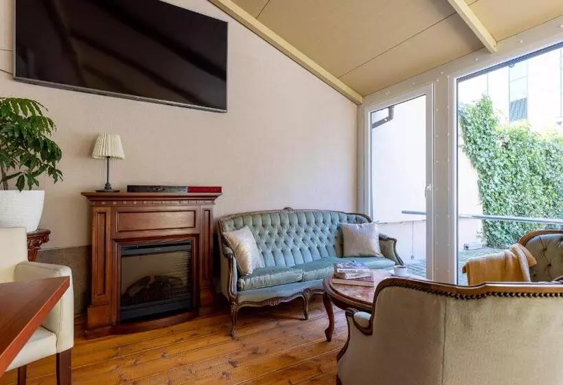 호텔 Diamond W Białym Dworku