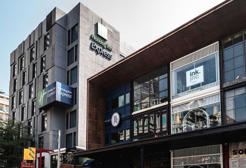 فندق Holiday Inn Express Bangkok Sukhumvit 11, An Ihg
