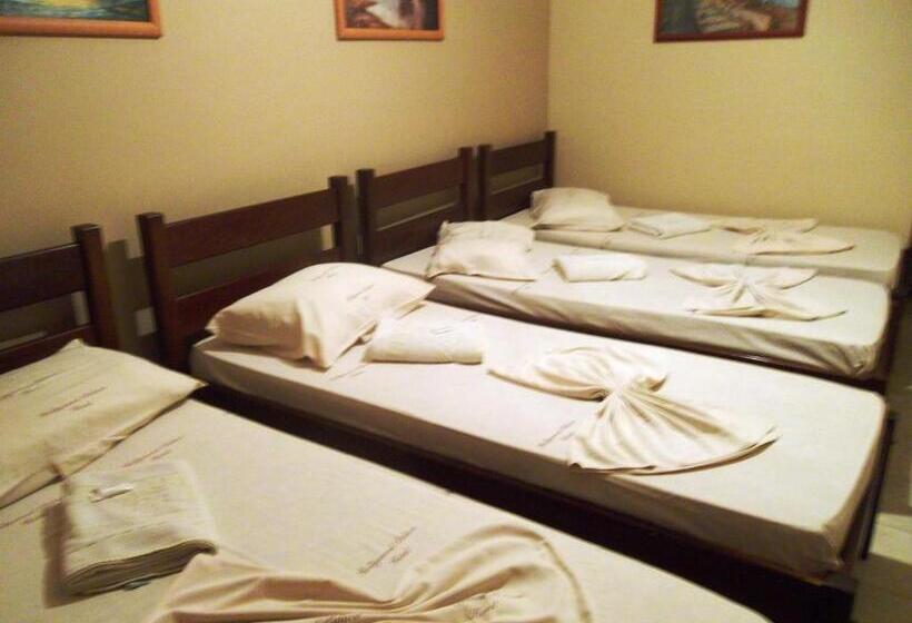 酒店 Hollywood Palace