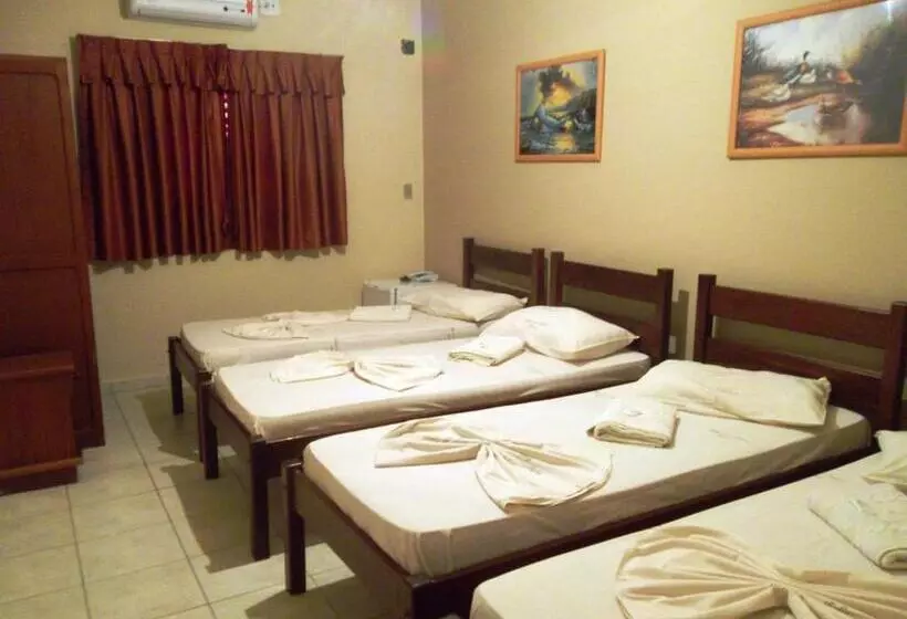 酒店 Hollywood Palace